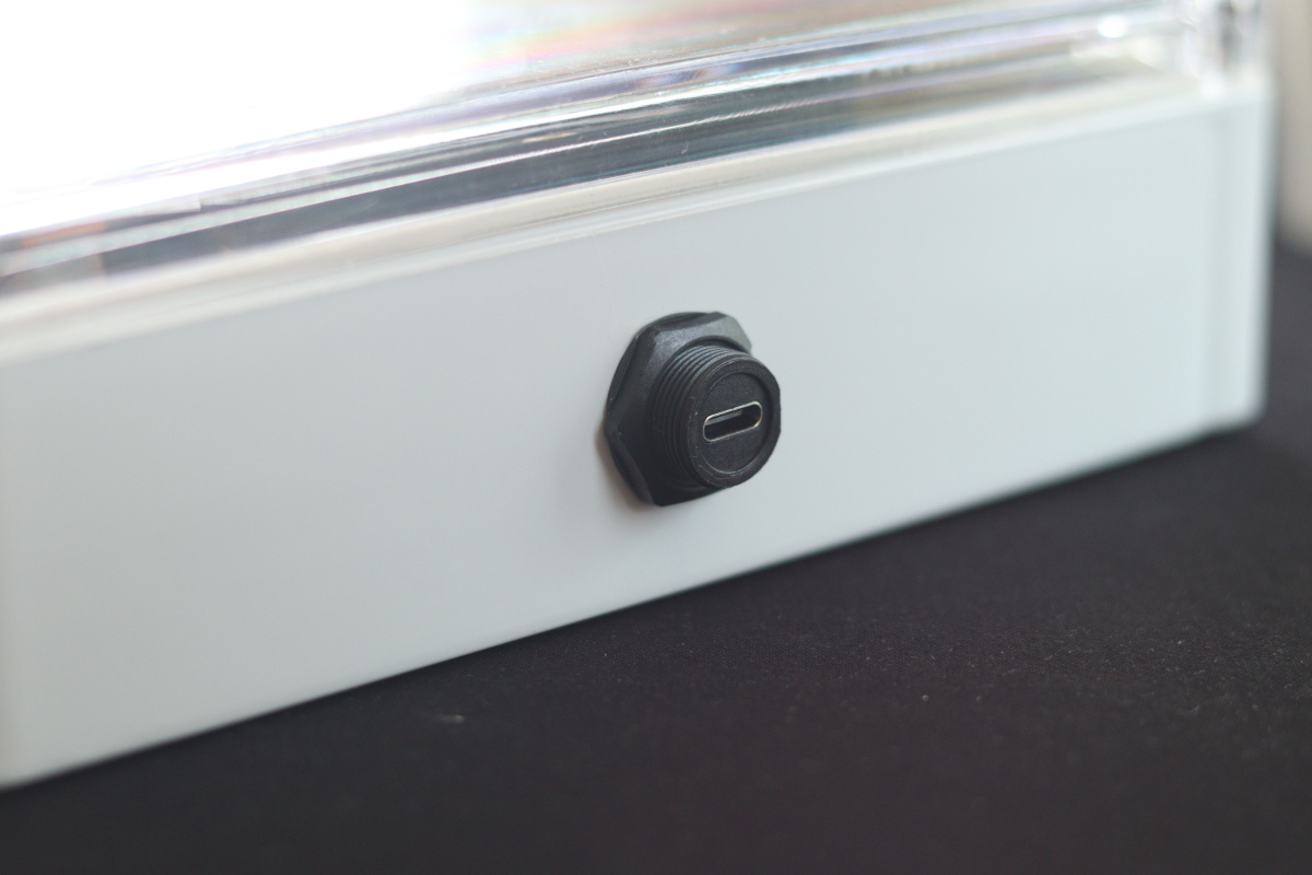 Outdoor Radiation Monitoring Device